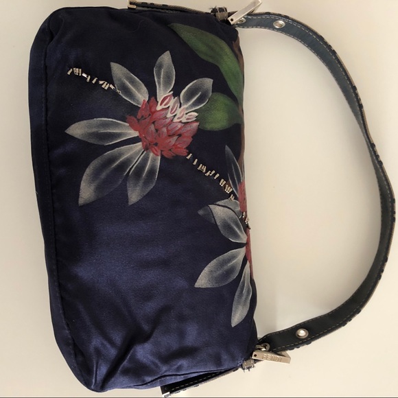 Vintage Fendi Baguette - Hand Painted! - Picture 4 of 8